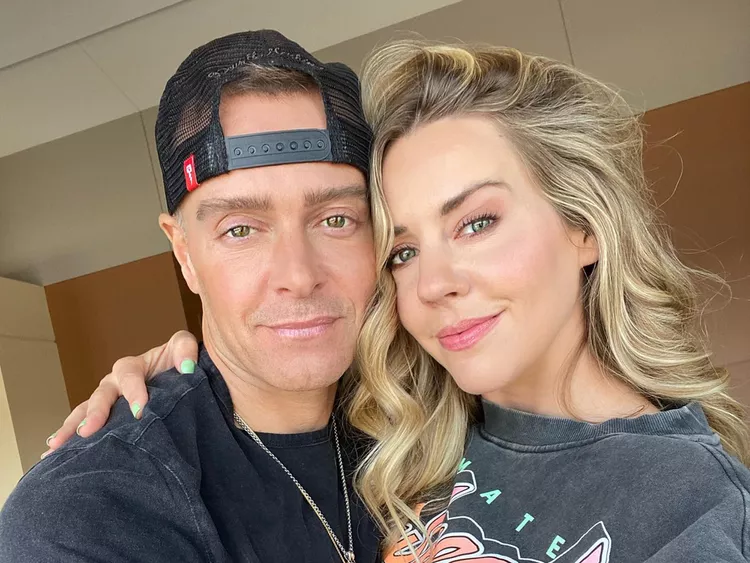 Joey Lawrence with ex-wife Samantha Cope