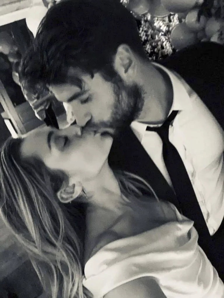 15 Ugliest Celebrity Breakups Of All Time 6 Miley Cyrus and Liam Hemsworth married to each other