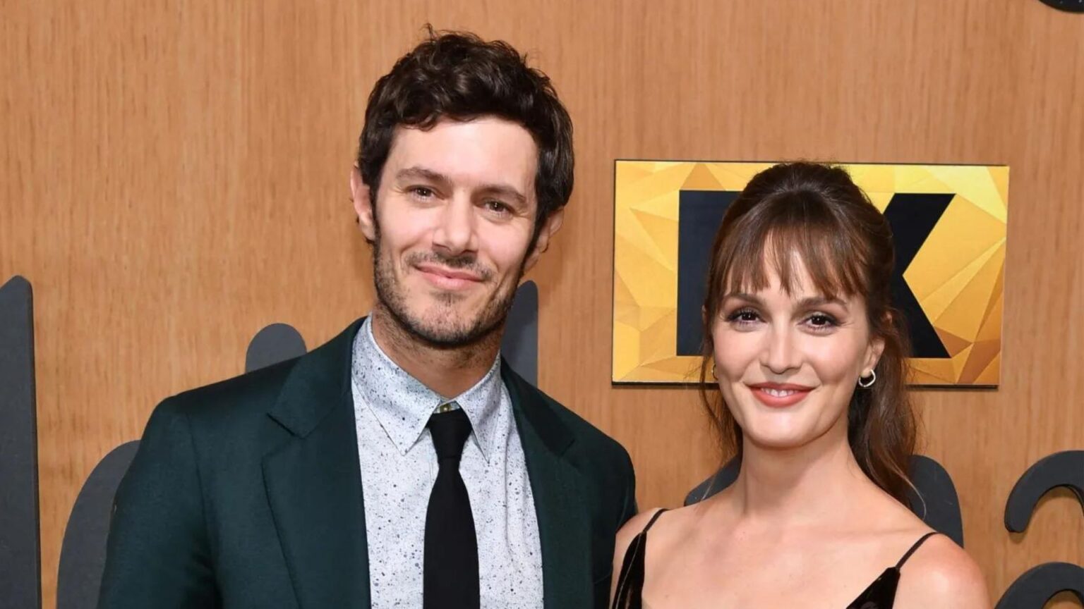 Adam Brody and Leighton Meester