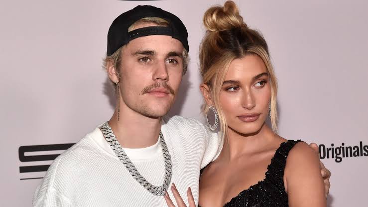 Fans Praise Justin Bieber And Hailey Bieber’s “True Love” During PDA-Filled Date Night Justin Bieber and Hailey Bieber