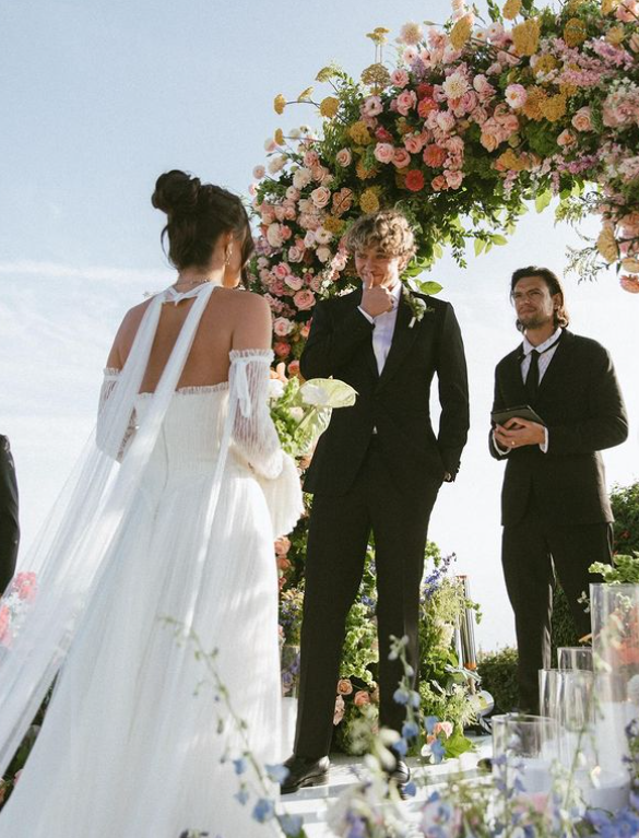 Gavin Casalegno and Cheyanne Casalegno at the altar