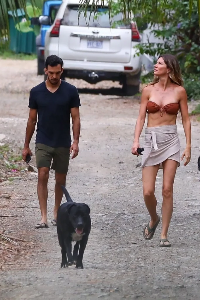 Gisele Bündchen and Joaquim Valente on a vaction in Costa Rica