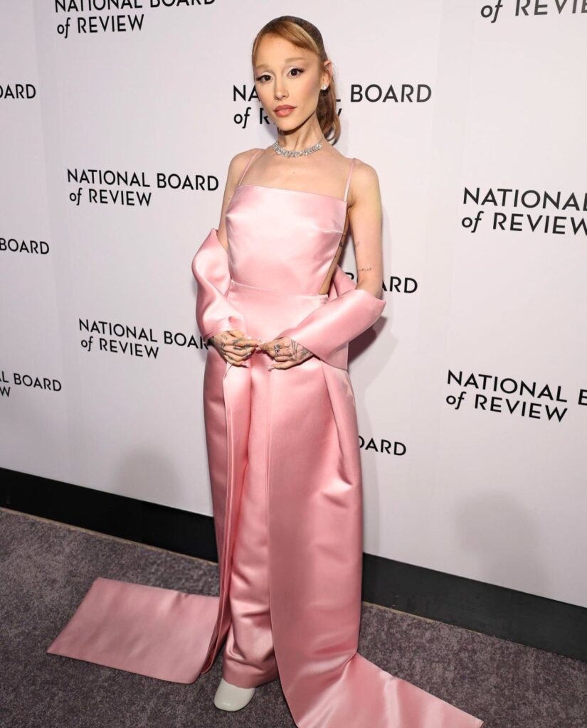 Ariana Grande on the red carpet of the National Board of Review Awards Gala