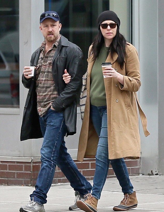 Ben Foster and Laura Prepon