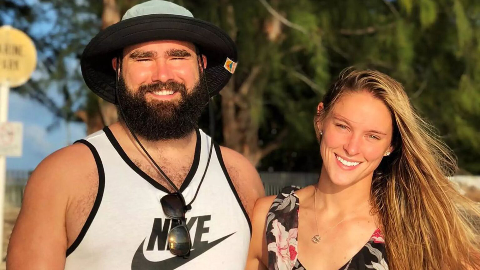 Jason Kelce and Kylie Kelce