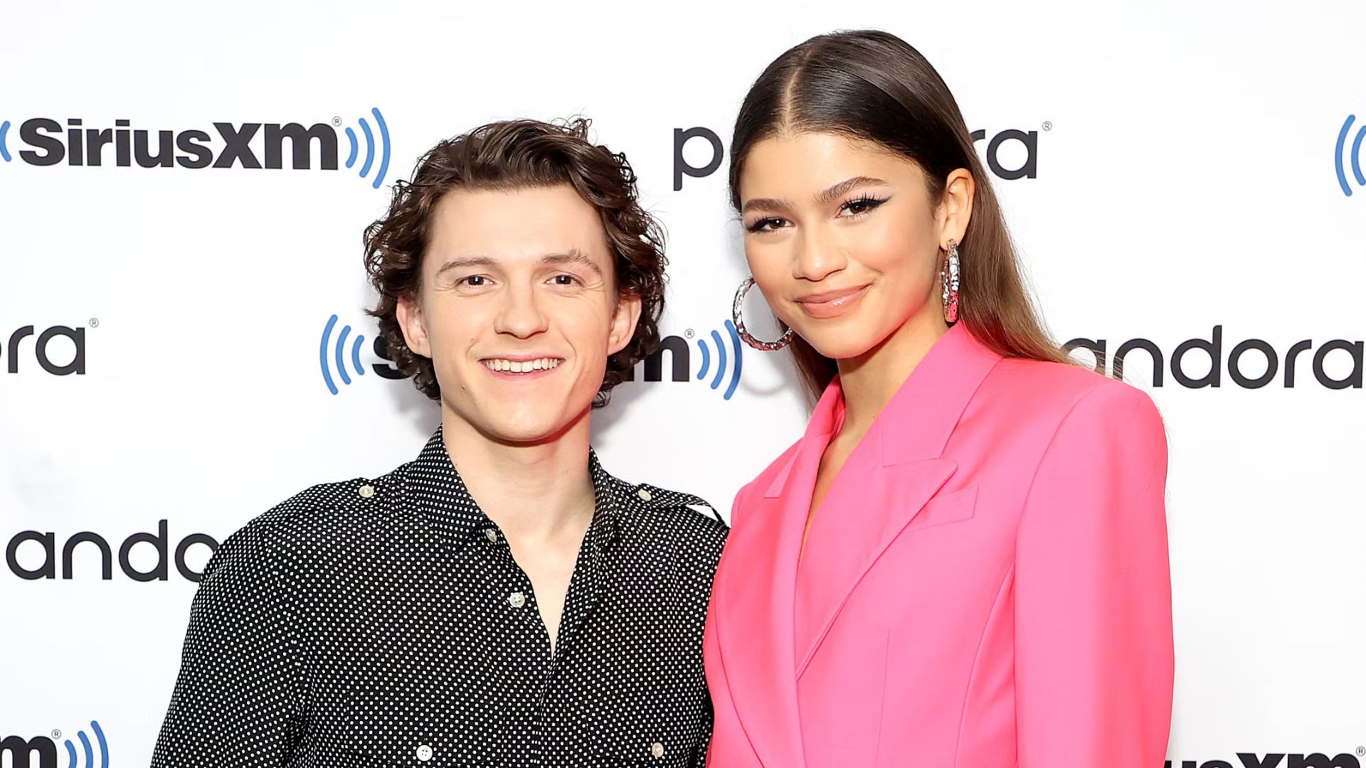 Zendaya And Tom Holland Secretly Engaged Over The Holidays, Sources Confirm