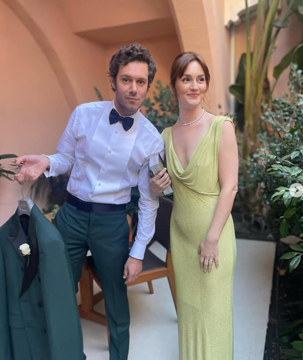 Adam Brody and Leighton Meester on their way to a red carpet event