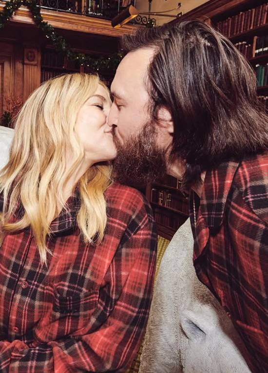 Kate Hudson and Danny Fujikawa sharing a passionate kiss